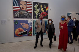Elías Bendodo, Mariluz Reguero y Patricia del Pozo visitan la exposición "Eugenio Chicano Siempre" en su inauguración. Museo de Málaga. Mayo de 2021