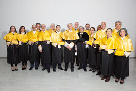 Retrato de grupo previo a la investidura como Doctor "Honoris Causa" de Edmund Neugebauer por la Facultad de Medicina de la Universidad de Málaga. Edificio del Rectorado. Noviembre de 2016