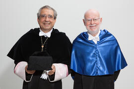Retrato de José Ángel Narváez y Antonio Luque previo a su investidura como Doctor "Honoris Causa" por la Facultad de Ciencias de la Universidad de Málaga. Edificio del Rectorado. Octubre de 2016