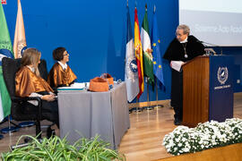 Intervención de José Ángel Narváez en la investidura de Kazuyo Sejima como Doctora "Honoris Causa" por la Escuela de Arquitectura de la Universidad de Málaga. Paraninfo. Octubre de 2019