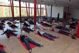 Taller de Yoga. 3º Congreso Internacional de Actividad Físico-Deportiva para Mayores de la Universidad de Málaga. Palacio de Ferias y Congresos de Málaga. Marzo de 2009