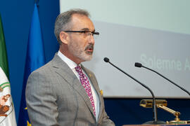Miguel Porras Fernández. Investidura de nuevos doctores por la Universidad de Málaga. Paraninfo. Junio de 2019