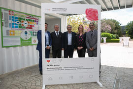 Foto de grupo. Inauguración de la oficina 'Welcome to UMA'. Campus de Teatinos. Abril de 2019