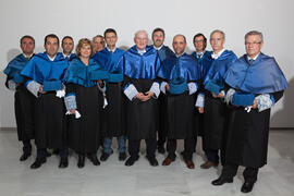 Retrato de grupo previo a la investidura como Doctor "Honoris Causa" de Hans-Dieter Wienberg por la Facultad de Ciencias de la Universidad de Málaga. Rectorado. Mayo de 2016