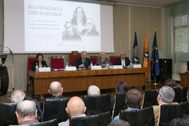 Presentación del libro "Recordando a 3 maestros". Facultad de Ciencias Económicas y Empresariales. Noviembre de 2018