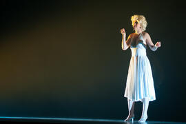 Paula Torrado en el ensayo previo de la gala inaugural de la XXV edición de Fancine de la Universidad de Málaga. Teatro Cervantes. Noviembre de 2015