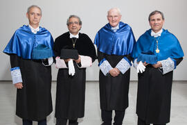 Retrato de Eduardo Rodríguez Bejarano, José Ángel Narváez Bueno, Francisco José Palma Molina y Hans-Dieter Wienberg previo a su investidura como Doctor "Honoris Causa" por la Facultad de Ciencias de la Universidad de Málaga. Rectorado. Mayo de 2016