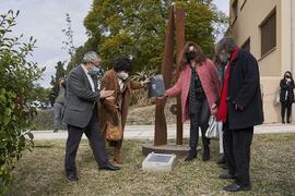 Inauguración de la escultura "Otro Vínculo", de Perry Oliver. Facultad de Filosofía y Letras. Campus de Teatinos. Enero de 2022