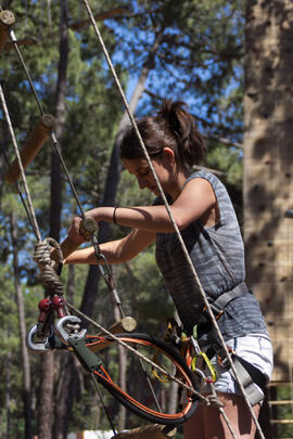 Actividad en Aventura Amazonia Marbella. Olimpiada Española de Economía, Fase Nacional. Marbella. Junio de 2015