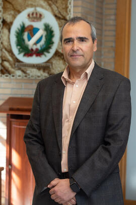 Retrato de Juan Antonio Perles Rochel, Decano de la Facultad de Filosofía y Letras de la Universidad de Málaga. Noviembre de 2019