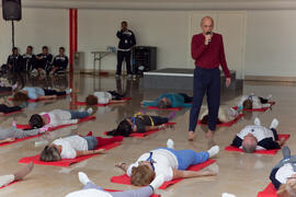 Taller de Yoga. 3º Congreso Internacional de Actividad Físico-Deportiva para Mayores de la Universidad de Málaga. Palacio de Ferias y Congresos de Málaga. Marzo de 2009