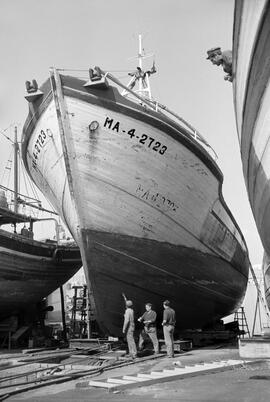 Puerto. Astilleros Ansorena. Abril de 1969. Málaga, España.