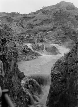 Desfiladero de los Gaitanes, Caminito del Rey y presa del embalse del Gaitanejo (Málaga, España). Fondo Bienvenido-Arenas