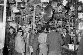 Ferretería La Campana. Marzo de 1963. Málaga, España.