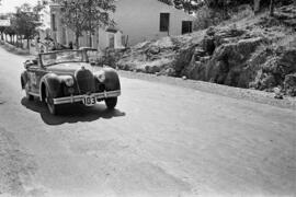 1ª Vuelta Automovilística a Andalucía. 2ª Etapa, Málaga-Granada, subida Cuesta de la Reina, Montes de Málaga. Septiembre de 1954. Málaga, España