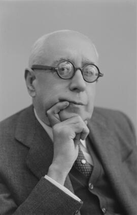 Salvador González Anaya (1879-1955). Retrato 01