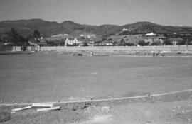 Construcción del estadio de fútbol La Rosaleda. Málaga. 1940.  Málaga, España