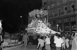 Semana Santa de Málaga. María Santísima de las Penas. Cofradía de las Penas. Martes Santo. Marzo de 1972. España.