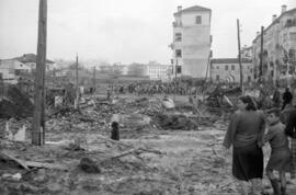 Viviendas derribadas en el Arroyo del Cuarto. 1958-12. Inundaciones del 4 de diciembre de 1958. Málaga, España.
