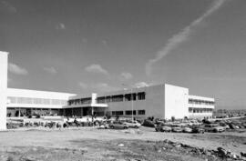 Facultad de Medicina de la Universidad de Málaga en el Campus de Teatinos. Noviembre de 1978. Málaga (España).