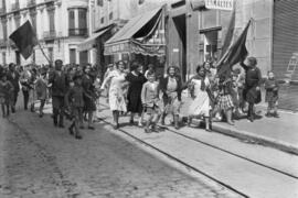 Proclamación de la segunda república en Málaga. 14 de abril de 1931. Manifestación callejera. España. 01