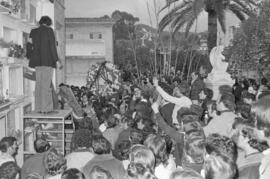 Entierro de Manuel José García Caparrós, tras la manifestación por la autonomía de Andalucía. 1.7. 1977-12-05. Málaga, España