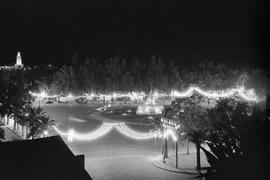 Parque. Feria de Agosto. Agosto de 1959. Málaga, España.