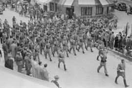Semana Santa de Málaga. Desfile de la Legión. Cofradía de Mena. Jueves Santo. Marzo de 1954. España.