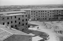 Construcción de edificios de viviendas en Portada Alta. Marzo de 1963. Málaga, España