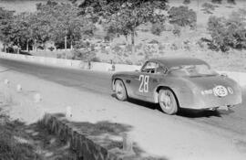 1ª Vuelta Automovilística a Andalucía. 2ª Etapa, Málaga-Granada, subida Cuesta de la Reina, Montes de Málaga. Septiembre de 1954. Málaga, España