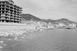 Playa de la Malagueta y costa oriental. Merendero Antonio Martín. Obras. Febrero de 1964. Málaga, España.