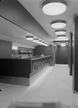 Teatro cine Alameda. Bar. Enero de 1966. Málaga, España.