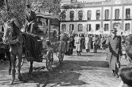 Entierro de José Gálvez Mol. Febrero, 1954. Traslado del féretro desde el hospital civil al lugar de su sepultura. Málaga. España.