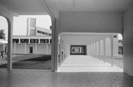 Escuela de Comercio e instituto de bachillerato Nuestra Señora de la Victoria. Abril de 1961. Málaga (España)
