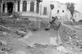 Destrozos en Villa Consuelo, de José Gómez Mercado, por las inundaciones del 29 de octubre de 1955.  Málaga. España.