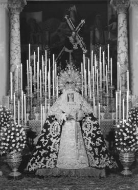 Semana Santa de Málaga. María Santísima de la Esperanza y Jesús Nazareno del Paso. Iglesia de Santo Domingo. España.