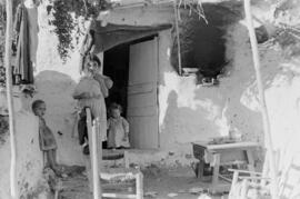 Vivienda cueva. Noviembre de 1954. Málaga, España.