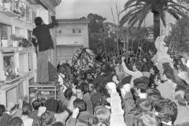 Entierro de Manuel José García Caparrós, tras la manifestación por la autonomía de Andalucía. 1.7. 1977-12-05. Málaga, España