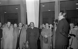 Visita a la Escuela de Formación Profesional Francisco Franco de  José Solís Ruiz, ministro-secretario general del Movimiento. Enero de 1953. Málaga, España.