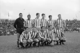 Equipo de Málaga. Partido de fútbol Club Deportivo Málaga y Club de Fútbol Melilla (2-0). Noviembre de 1963. Málaga (España)