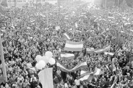 Manifestación por la autonomía de Andalucía. 1977-12-04. Málaga, España. 1.8. Manifestación.