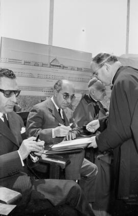 Acto de colocación de la primera piedra del Instituto Docente Santa María de la Victoria por el Nuncio de su Santidad. Mayo de 1963. Málaga, España.