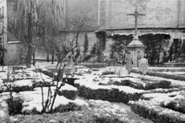 Málaga nevada. En el entorno de la Catedral. Febrero de 1954. España-03