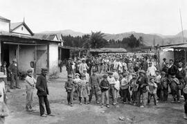 Playas del Bulto. Retrato de grupo. Hacia 1910. Málaga, España. 01