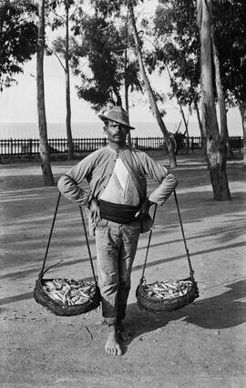 Vendedor de pescado. Cenachero. Francisco Mellado "El Camión". Baños del Carmen. Málaga, España. Retrato. 01