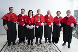 Retrato de grupo previo a la investidura de Emilia Casas Baamonde como Doctora "Honoris Causa" por la Facultad de Derecho de la Universidad de Málaga. Pabellón de Gobierno. Noviembre de 2022