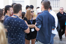 Visita guiada por el centro histórico. Olimpiada Española de Economía, Fase Nacional. Calle San Agustín. Málaga. Junio de 2015
