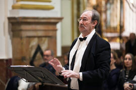Quintín Calle Carabias. Concierto de Navidad de la Coral Sancti Petri homenaje a la Facultad de Económicas. Iglesia de los Mártires. Diciembre de 2015