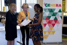 Entrega de diploma. Clausura del programa "Genera". Edificio "The Green Ray". Junio de 2019