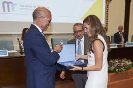 Entrega de premio extraordinario de doctorado a Rocío Lorenzo Álvarez. Celebración del 50 Aniversario de la Facultad de Medicina de la Universidad de Málaga. Facultad de Medicina. Octubre de 2022